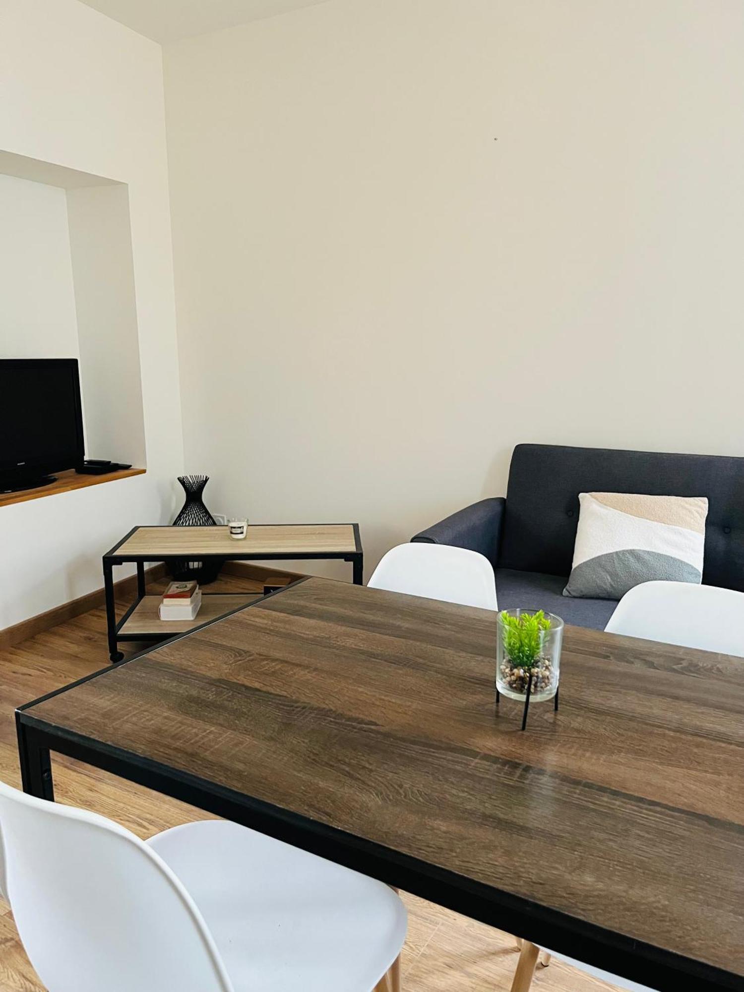 Logements 6 Pers A 15 Minutes D Angers Corné Exteriér fotografie